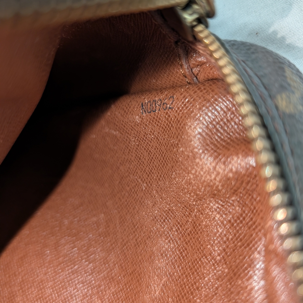 LOUIS VUITTON Monogram Saint Germain Shoulder Bag - Picture 5 of 16